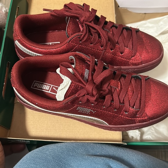 Puma - Picture 2 of 5